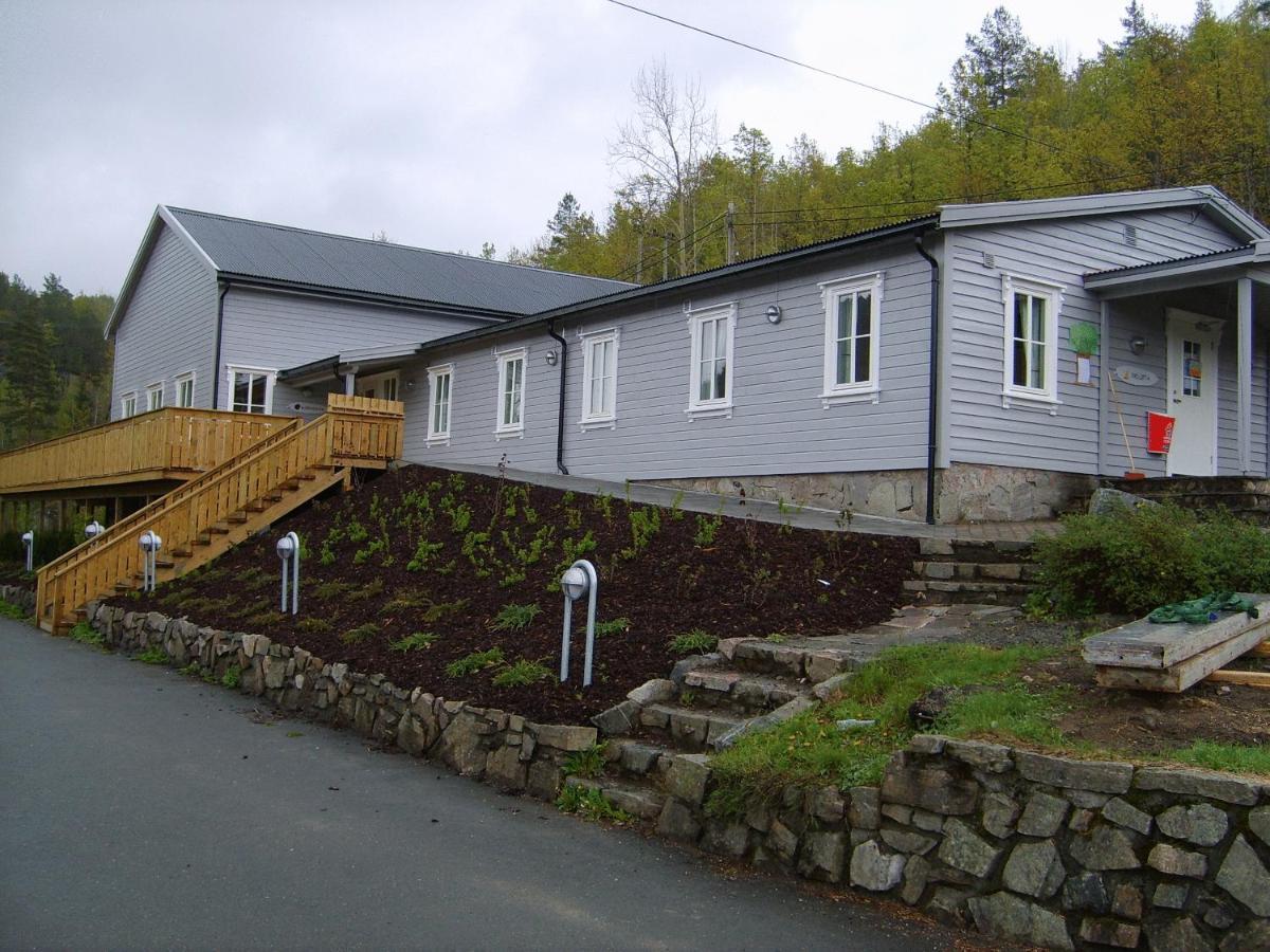 Froland Hostel Froland Verk Exterior photo